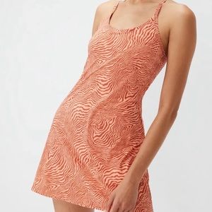 Outdoor Voice Melon Zebra - The exercise dress